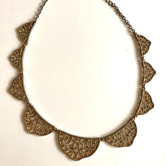 Statement Necklace - Picture 1 of 3